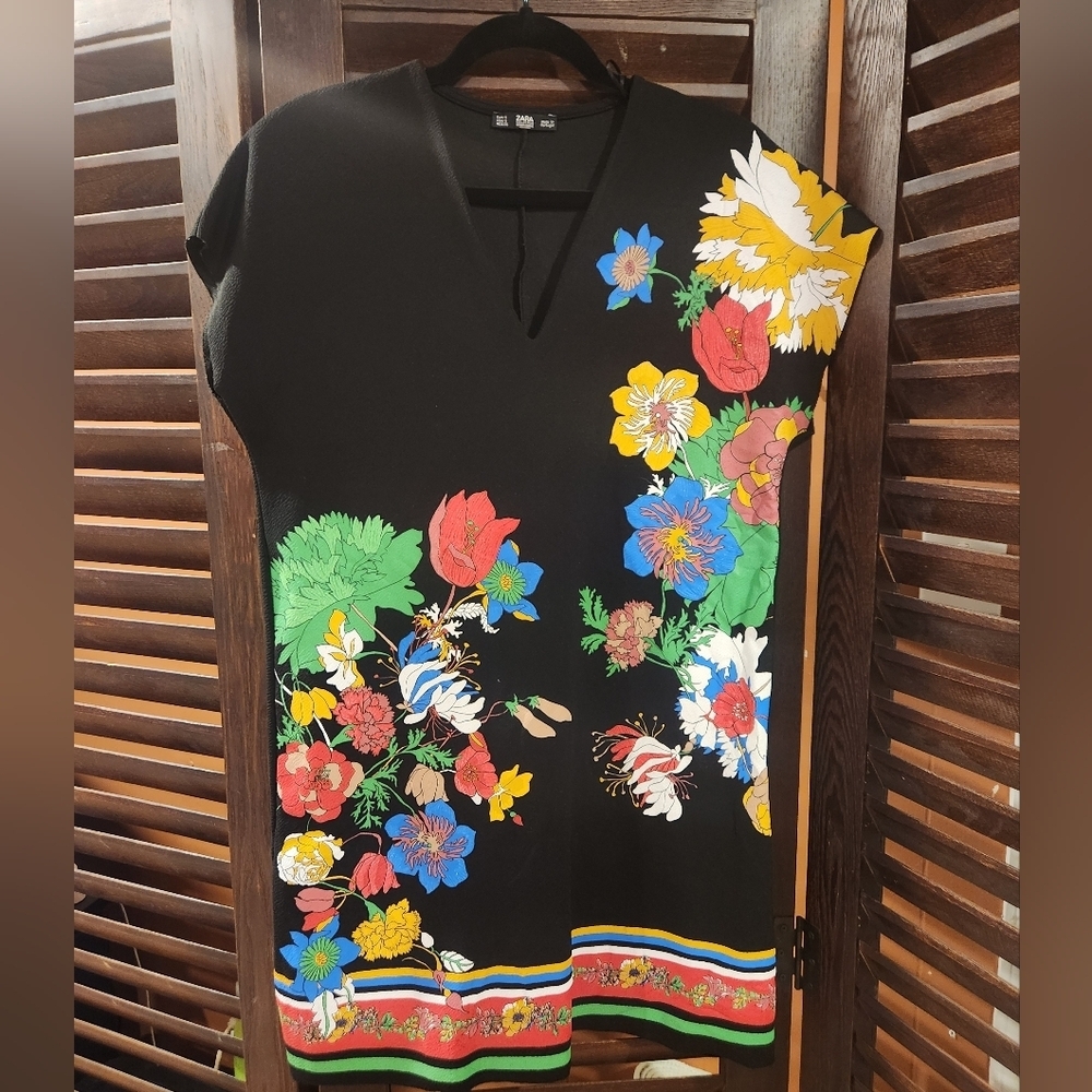 Zara Elegant Floral Black Top